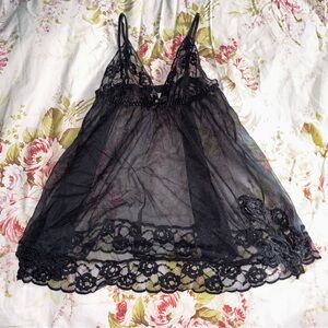 Fredericks of Hollywood black lace babydoll top. Size S. Slit on the side.